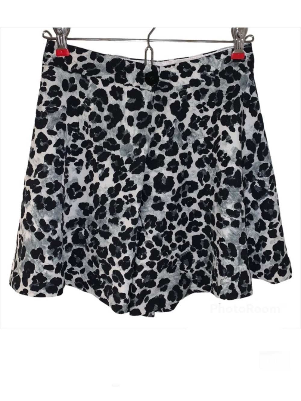 NWT Zara Black White Gray Leopard Print Wide Leg Shorts - Size XS